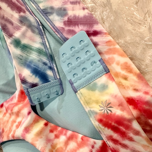NWT ATHLETA LOVE PROUDLY BRA D-DD 3X tie-dyed medium support. - Picture 7 of 7